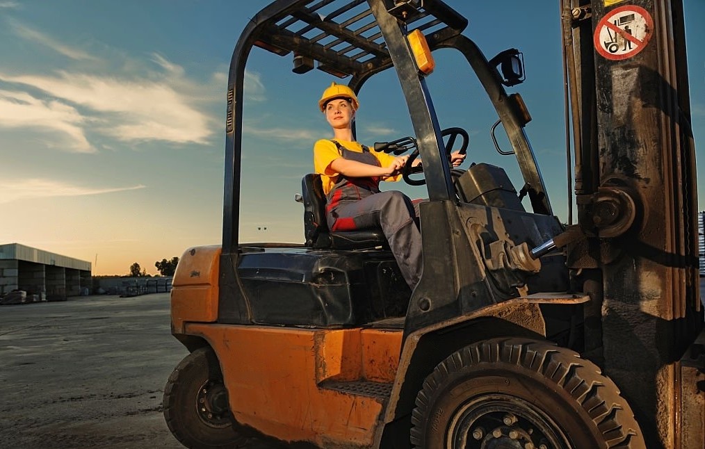 different types of forklifts